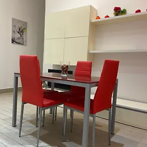 Casa La Collegiata , Aeroporto di Catania Fontana Rossa Italia